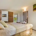 House Palmera 2 Medulin