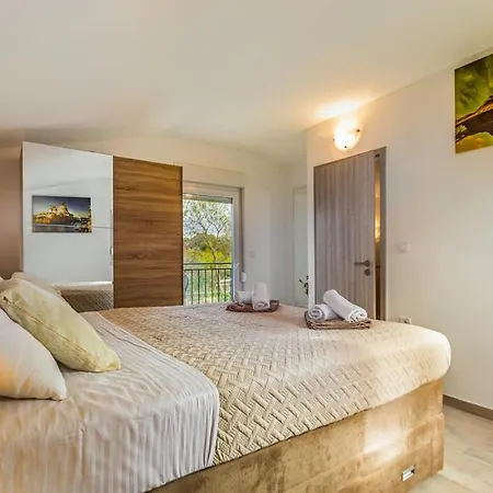 House Palmera 2 Medulin